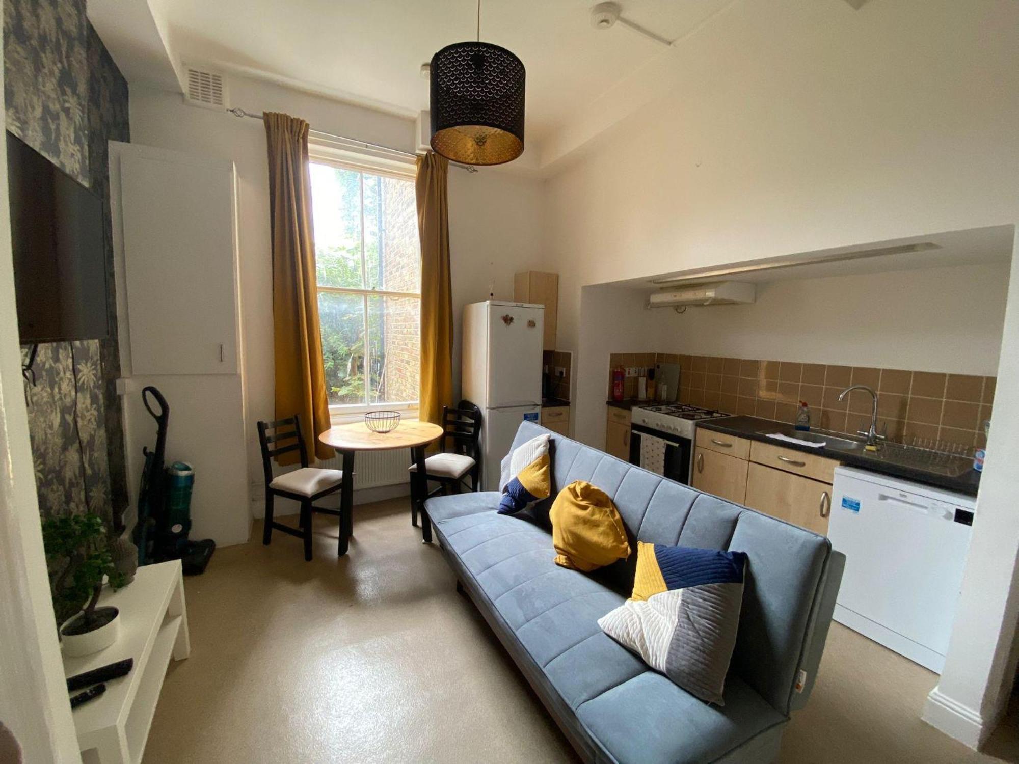 Bustling Western Apartment 伦敦 外观 照片